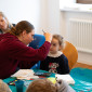 Die Jugend hat auf Wunsch Kinder geschminkt.